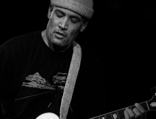 Ben Harper se apresenta no dia 12 de abril na Arena White Hall/Jockey Club do Paraná